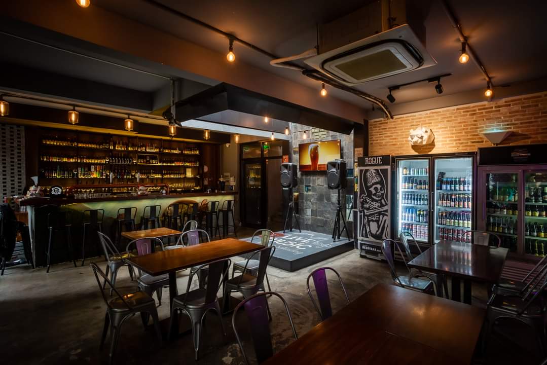 Nội thất quán BAR BUP Acoustic Sài Gòn